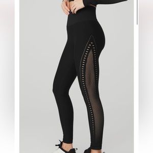 Alo open air seamless legging, open to offers